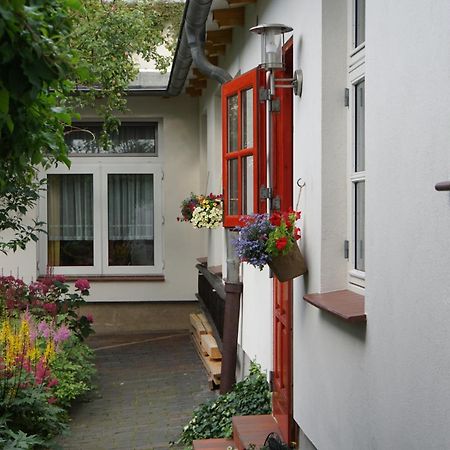 Ferienwohnung Hofidyll - Warnemuende Rostock Bagian luar foto