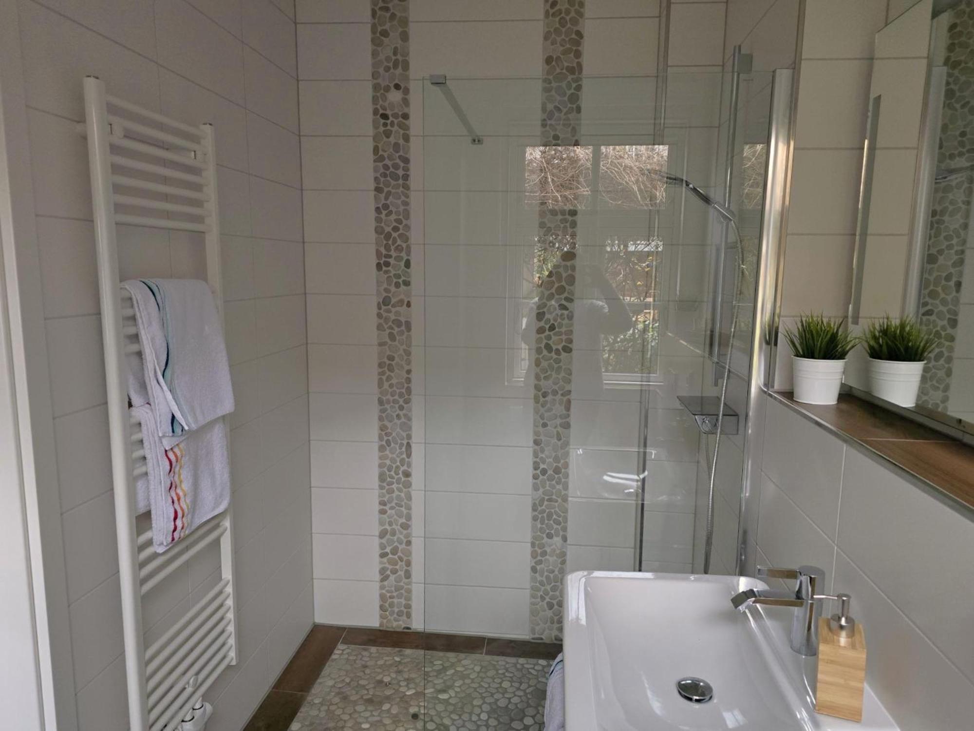 Ferienwohnung Hofidyll - Warnemuende Rostock Bagian luar foto